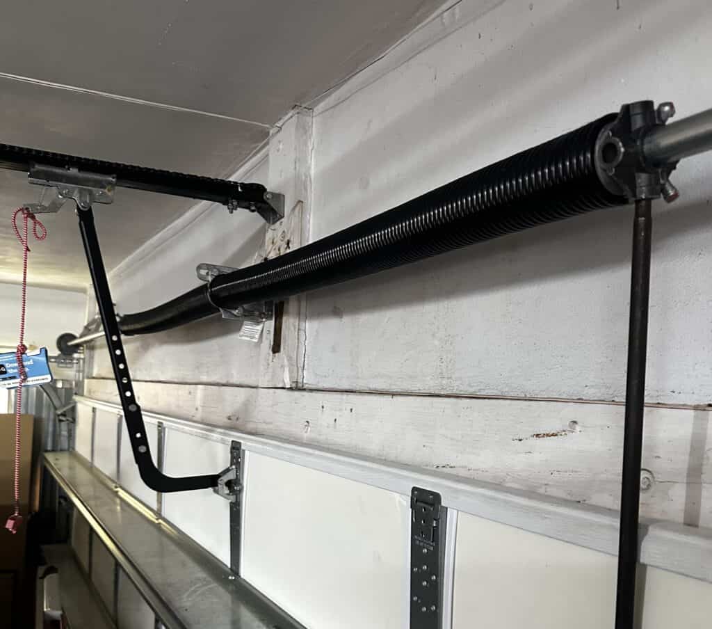 Oil-tempered torsion spring ready for installation